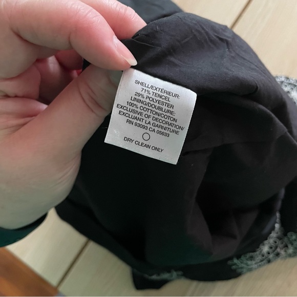 Nic + Zoe Embroidered Eyelet A-line Skirt black and white size 10 - Picture 4 of 5